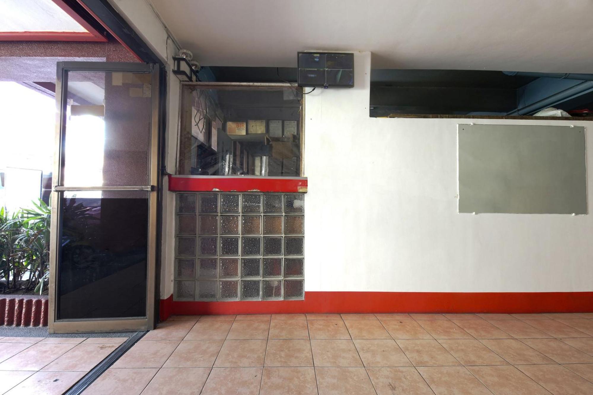 Busline Apartelle เกซอนซิตี้ ภายนอก รูปภาพ