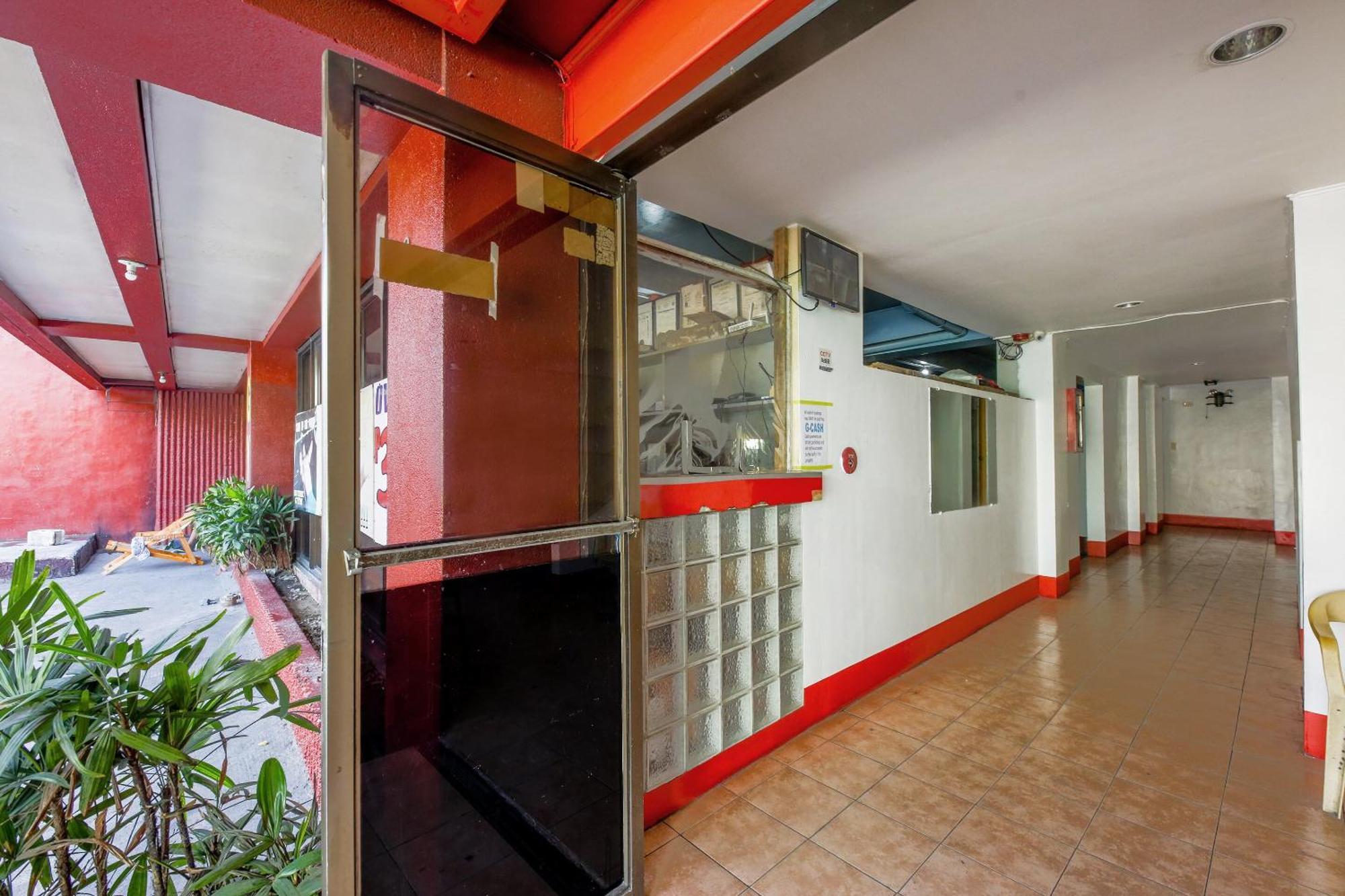 Busline Apartelle เกซอนซิตี้ ภายนอก รูปภาพ